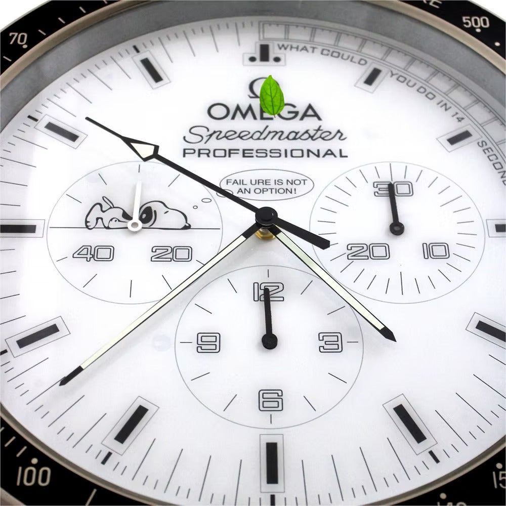 Snoopy Speedmaster Black and White